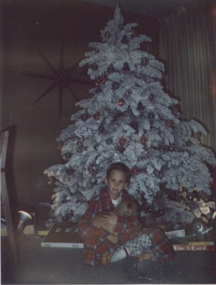 c) Christmas'68-Age8.jpg