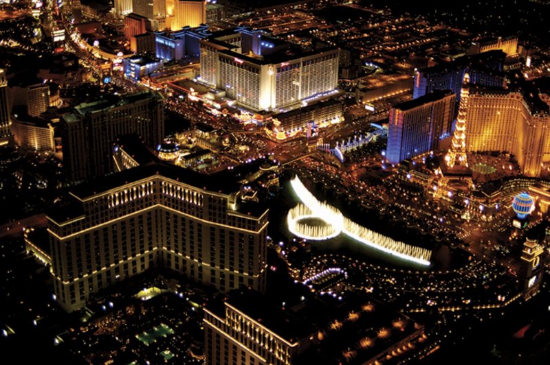 ze) Inside DayTime, Outside NightTime in NeverSleeping Las Vegas ((InternetPic).jpg