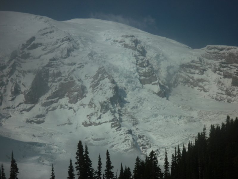 zzzu) Mount Rainier is the Most Heavily Glaciated Peak in the Lower 48 States.JPG