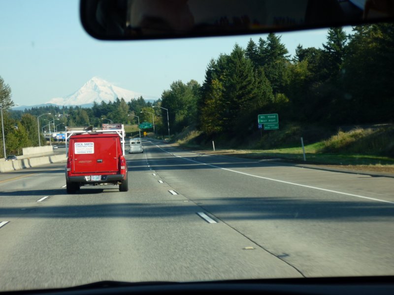 w) Mount Hood (And not Mount Adam's, Silly!).JPG
