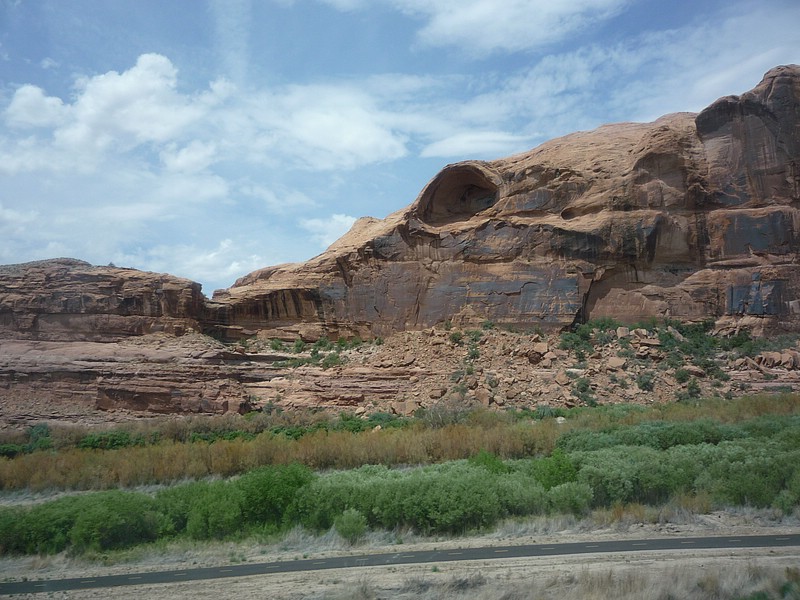 j) From Both Sides The Highway Offers Nice RockFormation Views (No Park Access Along the Highway Btw).JPG