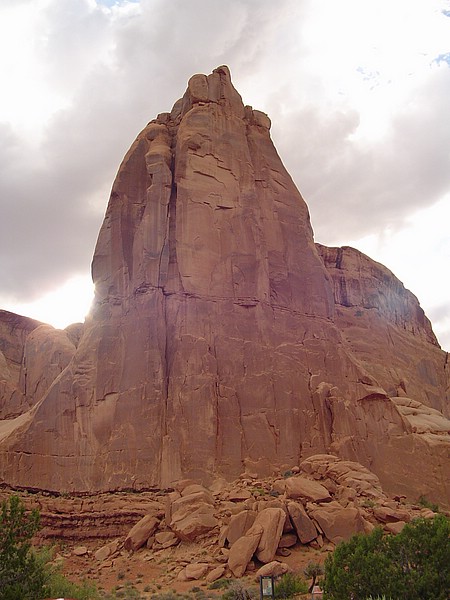 zzzp) RockFormations At VisitorCenter Area - Entrance Of Park (Center Closed Yet Btw).JPG