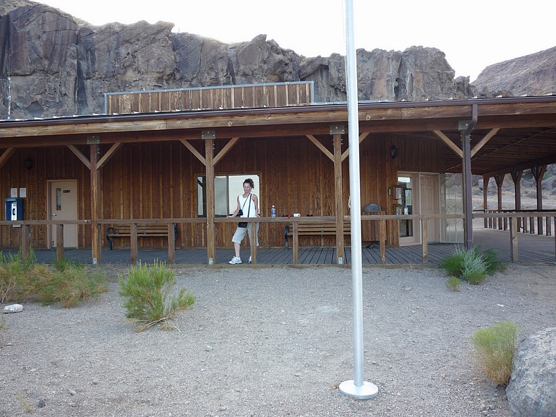 zzza) The Visitor Center Door Was Open (No One Inside) and The ScreenDoor Slamming By the Wind.JPG