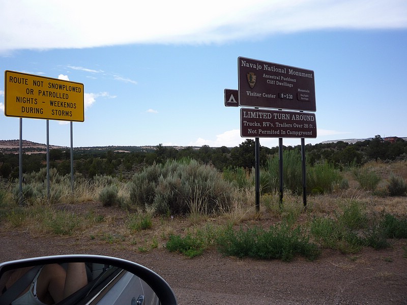 zt) Road 564, Driving Towards the Ancestral Puebloan Cliff Dwellings (Navajo National Monument).JPG