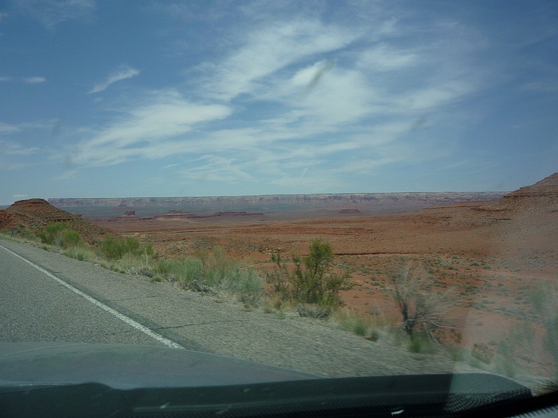 p) The View On Our Right - Amazing Ridges and Canyons.JPG