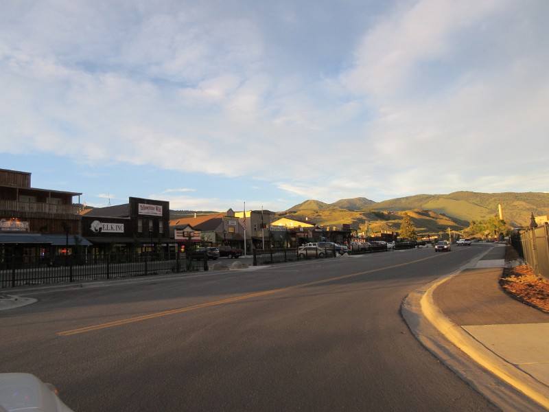 zzzzo) Cute Town Of Gardiner At Sunset (Street Adjacent To North Entrance Gate Yellowstone National Park)