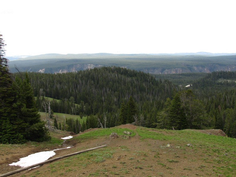 zb) Grand Canyon Of The Yellowstone (Red Mountains On BackGround, South Of Yellowstone Lake)