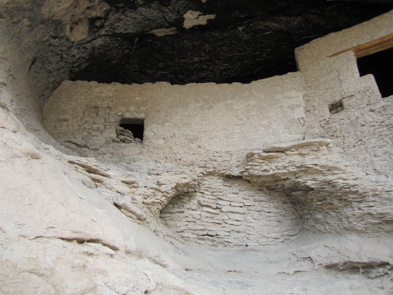 zw) Gila Cliff Dwellings National Monument, New Mexico