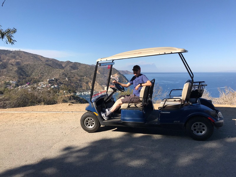 zzx) Friday 9 November 2018 - Driving A GolfCart Is Fun!