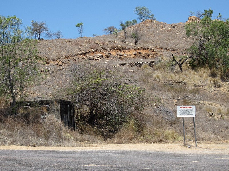 zzi) Charters Towers, Fri 7 Oct 2011 ~ Towers Hill Road, WARNING!! (.... + Possible Also Unexploded Munitions).JPG
