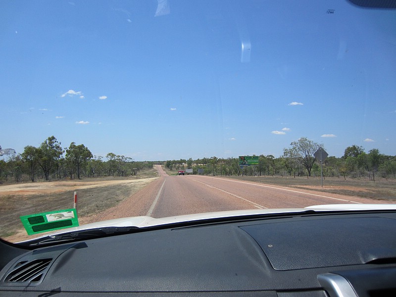 zzm) Flinders Hwy, Friday 7 October 2011 ~ Towards 1 PM, Via Rainbow Road Back On Overlander's Way, Direction East.JPG