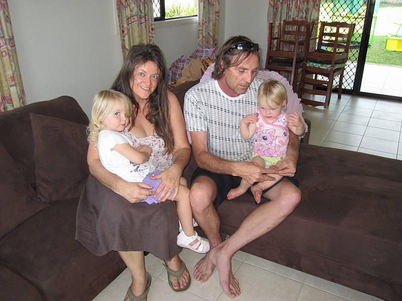 n) Townsville, Saturday 8 October 2011 ~ Visiting Family Meikle At Their New Rental Home In Suburb Mount Louisa.JPG