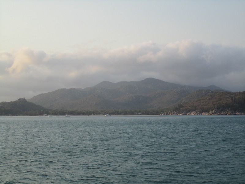 zx) Townsville, Monday 10 October 2011 ~ 5.10 PM Ferry From Magnetic Island to Townsville (25 Minutes, Sunferries).JPG