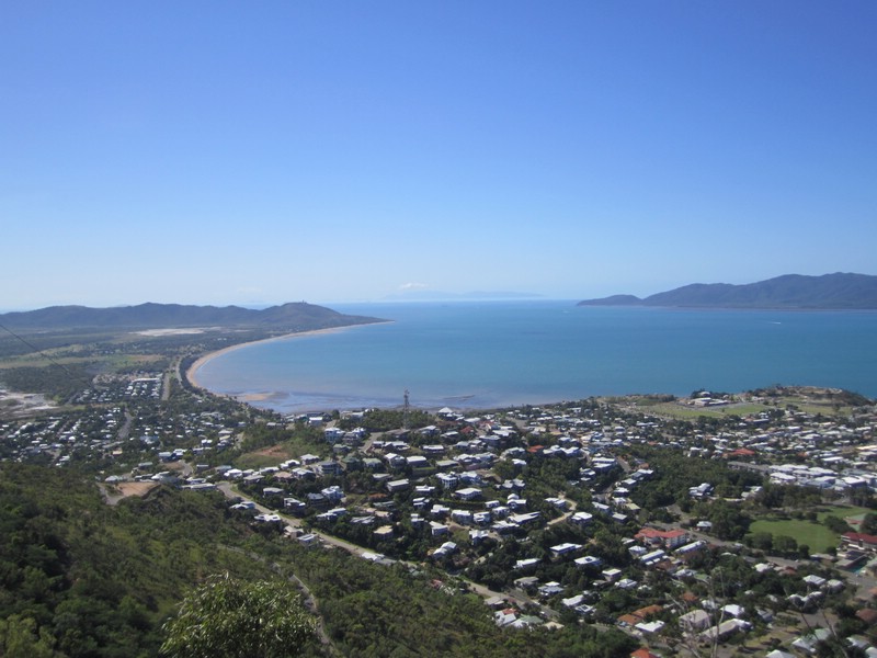 zzb) Sunday 16 March 2014 ~ Castle Hill, Townsville... Magnificient Views!!.JPG