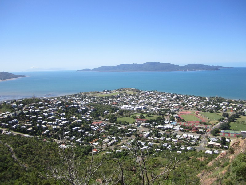 zzd) Sunday 16 March 2014 ~ Castle Hill, Townsville... Magnificient Views!!.JPG
