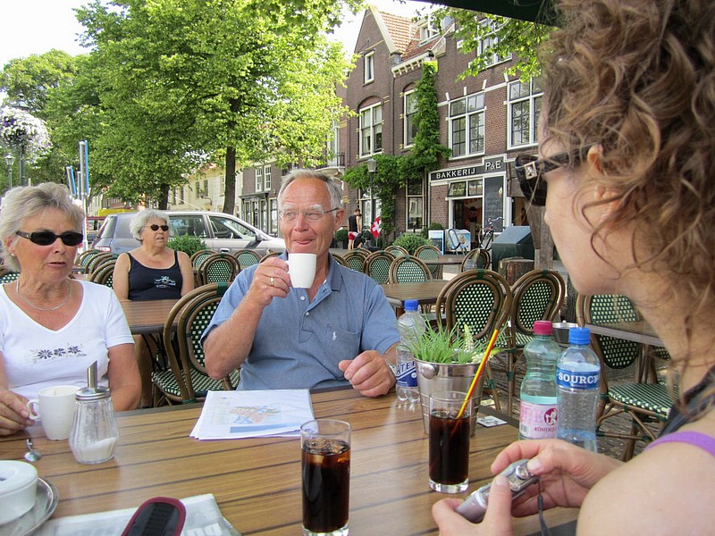 e) Tuesday 29 June 2010, BikeRide Loop With Jacob+Willy ~ Morning Refreshment in Muiden.JPG