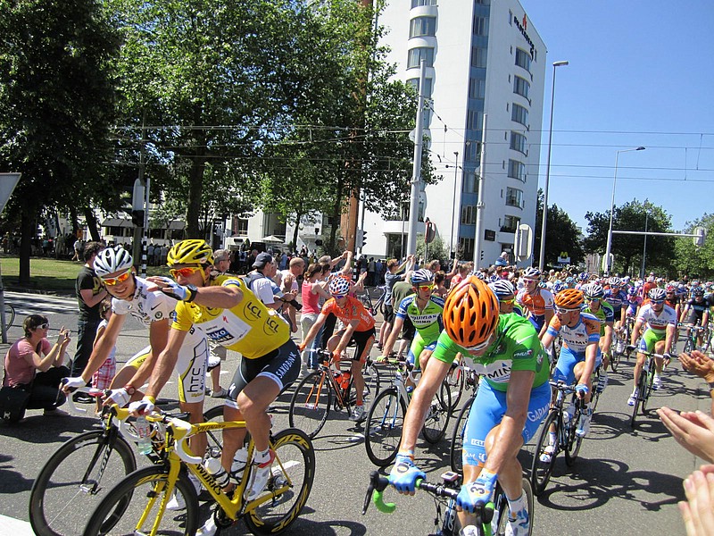 i) Rotterdam, SundayMorning 4 July 2010 ~ GrandStart Event, Tour de Ville ... Yeaaaaaa!!!! ;-).JPG