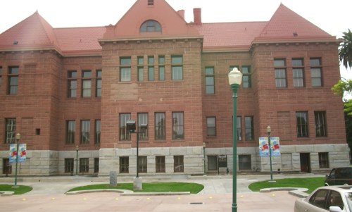 c) The Old County Courthouse.jpg