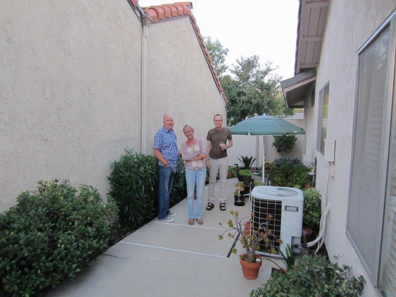 zb) Saturday 27 Sept 2014 - MaryLee & Rick Admiring Our Sanctuary ;-).JPG