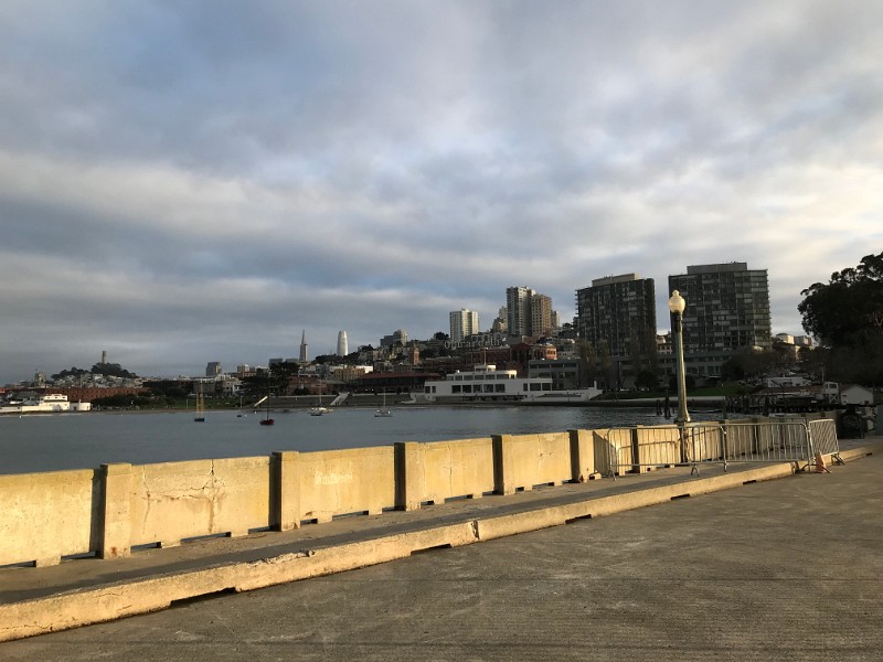 zzx) January 2018 - San Francisco, Aquatic Park Pier (Maritime Museum BackGround)