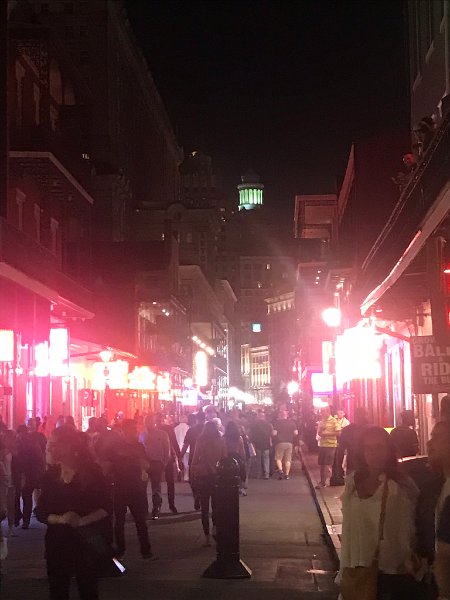zzh) Wed, 25 April 2018 - Bourbon Street, French Quarter