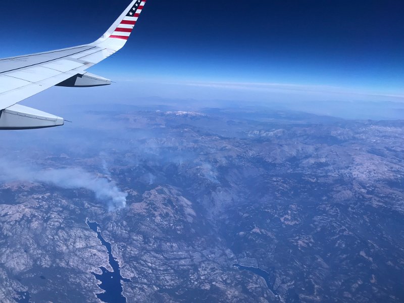 e) Wednesday, 22 August 2018 - WildFires All Over California (Alaska Airlines, Los Angeles - Portland)