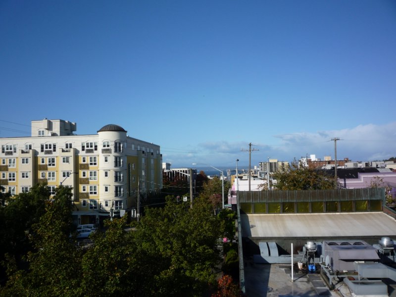 u) Blue Sky-Nice Sunny Day! (Yesterday it was raining).JPG