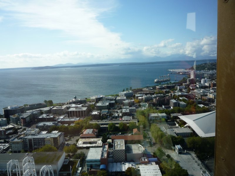 zm) West View From Elevator-SpaceNeedle (Elliott Bay).JPG