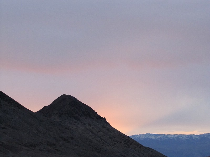 zzzg) Intervening Space is Filled By the Massive Amount of Debris Eroded From the Surrounding Mountains Over Time.JPG