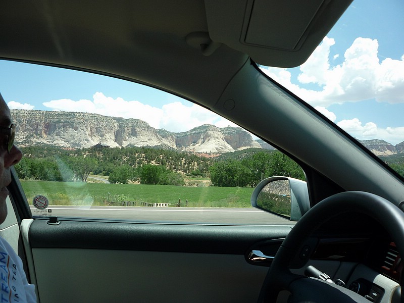 i) S-Western Boundaries Of Paunsaugunt Plateau (Dixie Natl Forest) Within Are The Pink Cliffs Of Bryce Canyon Natl Park.JPG