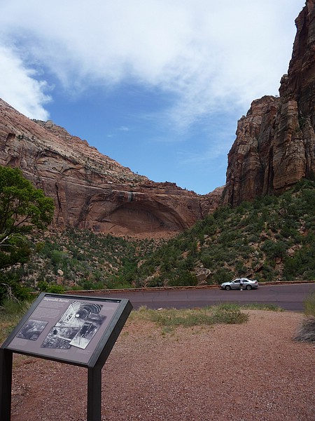 zg) The Purpose Of Zion-Mount Carmel Tunnel (+ Its Highway) Was To Create Direct Access To Bryce+Grand Canyon.JPG