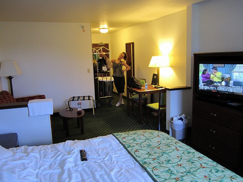 a) Sunday 22 July 2012 ~ CheckOut Time, Fairfield Inn Marriott-Visalia.JPG