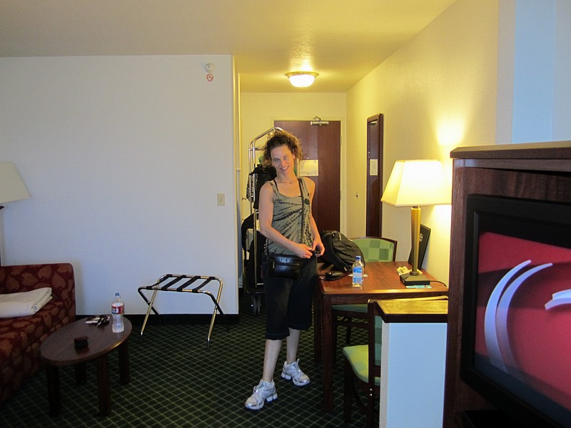 b) Sunday 22 July 2012 ~ CheckOut Time, Fairfield Inn Marriott-Visalia.JPG