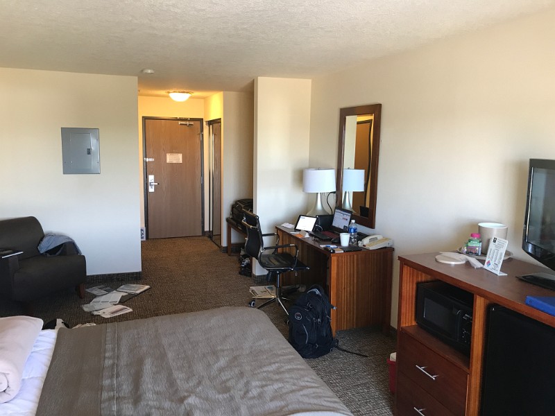 b) Comfort Inn + Suites Socorro, New Mexico