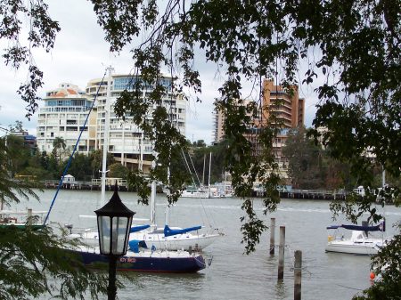 z) BrisbaneRiver.jpg