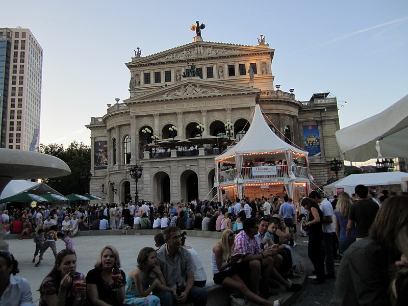 t) Frankfurt (Germany) SaturdayEvening 26 June 2010.JPG