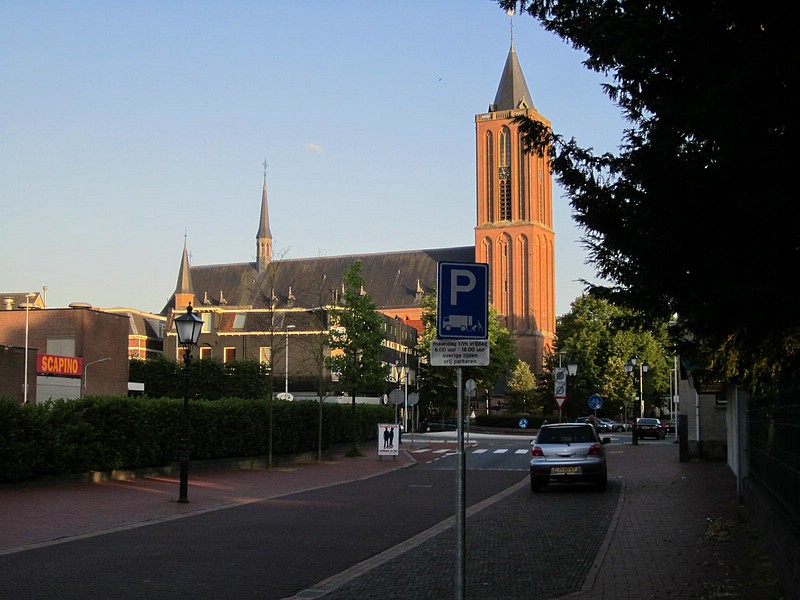 e) Bussum, ThursdayEvening 15 July 2010 ~ Towards SunSet Walking Back to Our Hotel (15 Minutes Walk).JPG