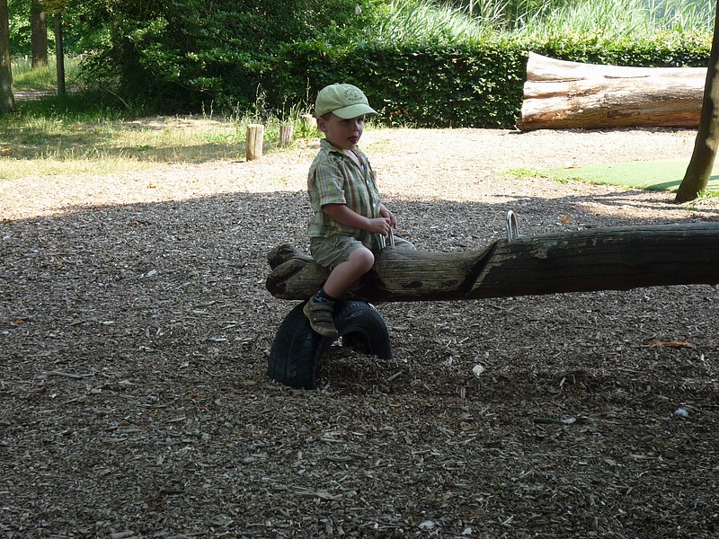 l) BikeRide Het Gooi, Monday 28 June 2010 ~ LunchBreak At PlayGround NatuurMonumenten (Simon).JPG