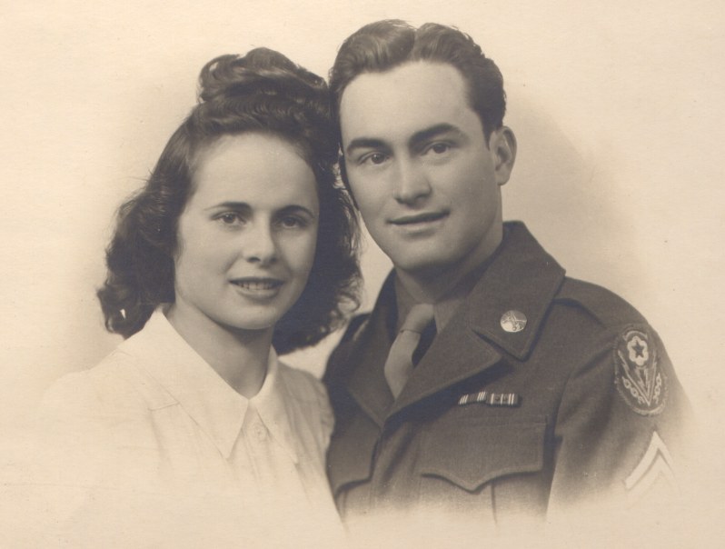 a) WWIIBride-FrenchOdette&AmericanLloyd-1945.jpg